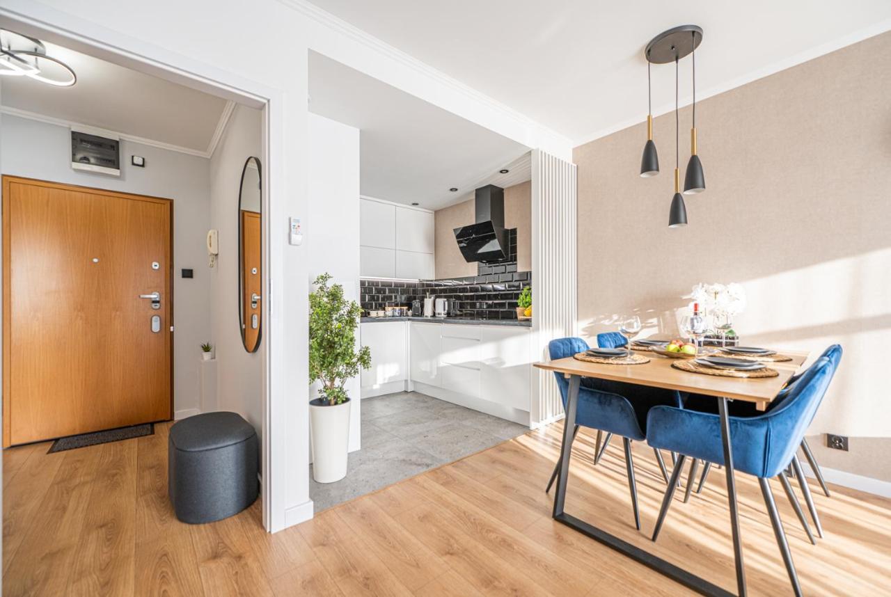 Apartment 24H With Free Garage And Ac Jagielly 5 Breslávia Exterior foto